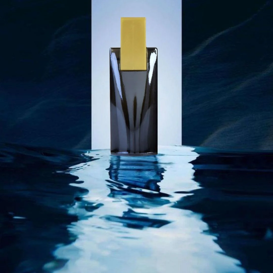 Bora Bora For Men Cologne 5.3ML (0.18OZ) by Liz Claiborne | Long Lasting & Luxurious, Fragrance Miniatures. - Image 5