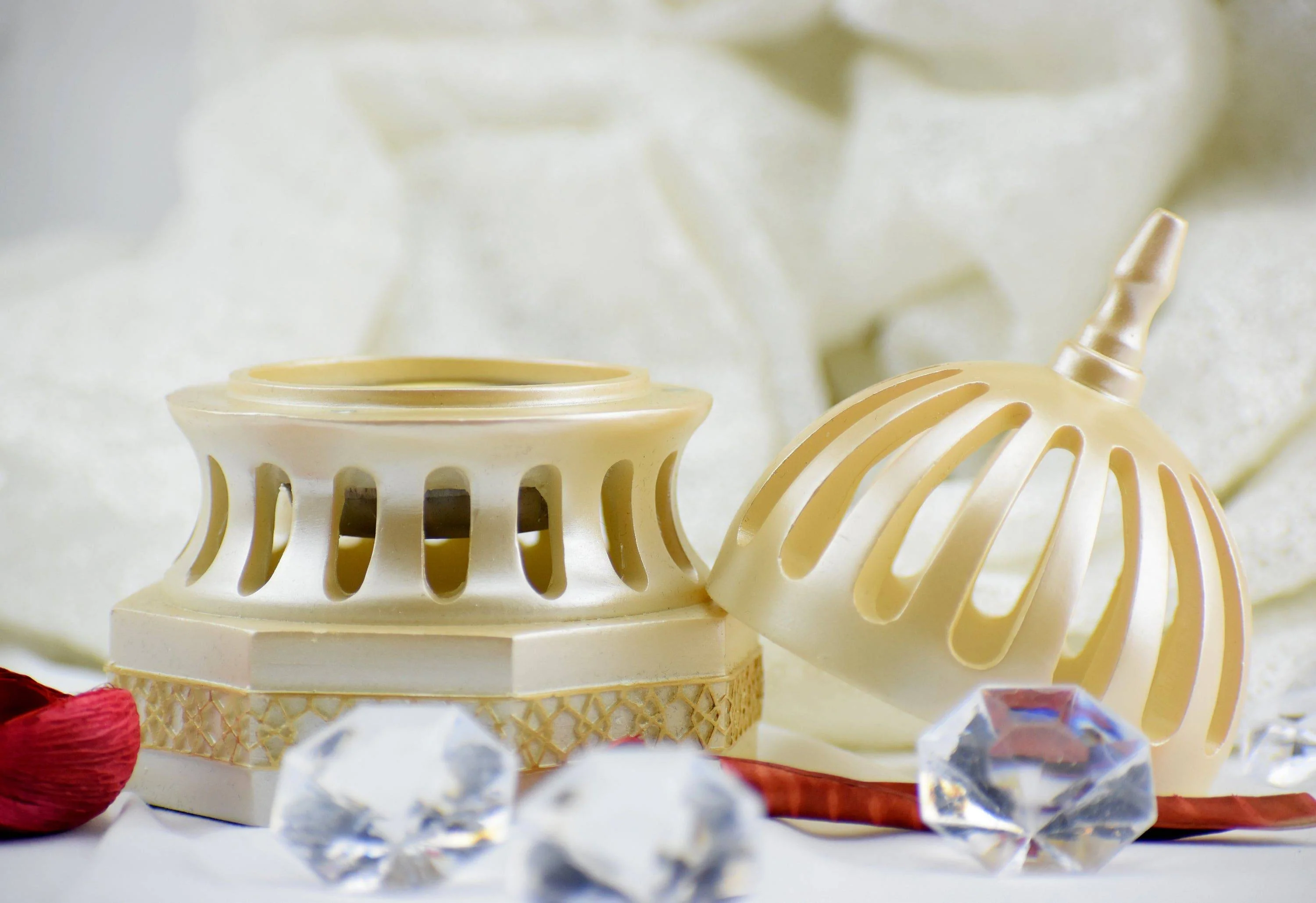 Classic Traditional Dome Style Closed Incense Bakhoor Burner - Beige - Image 5