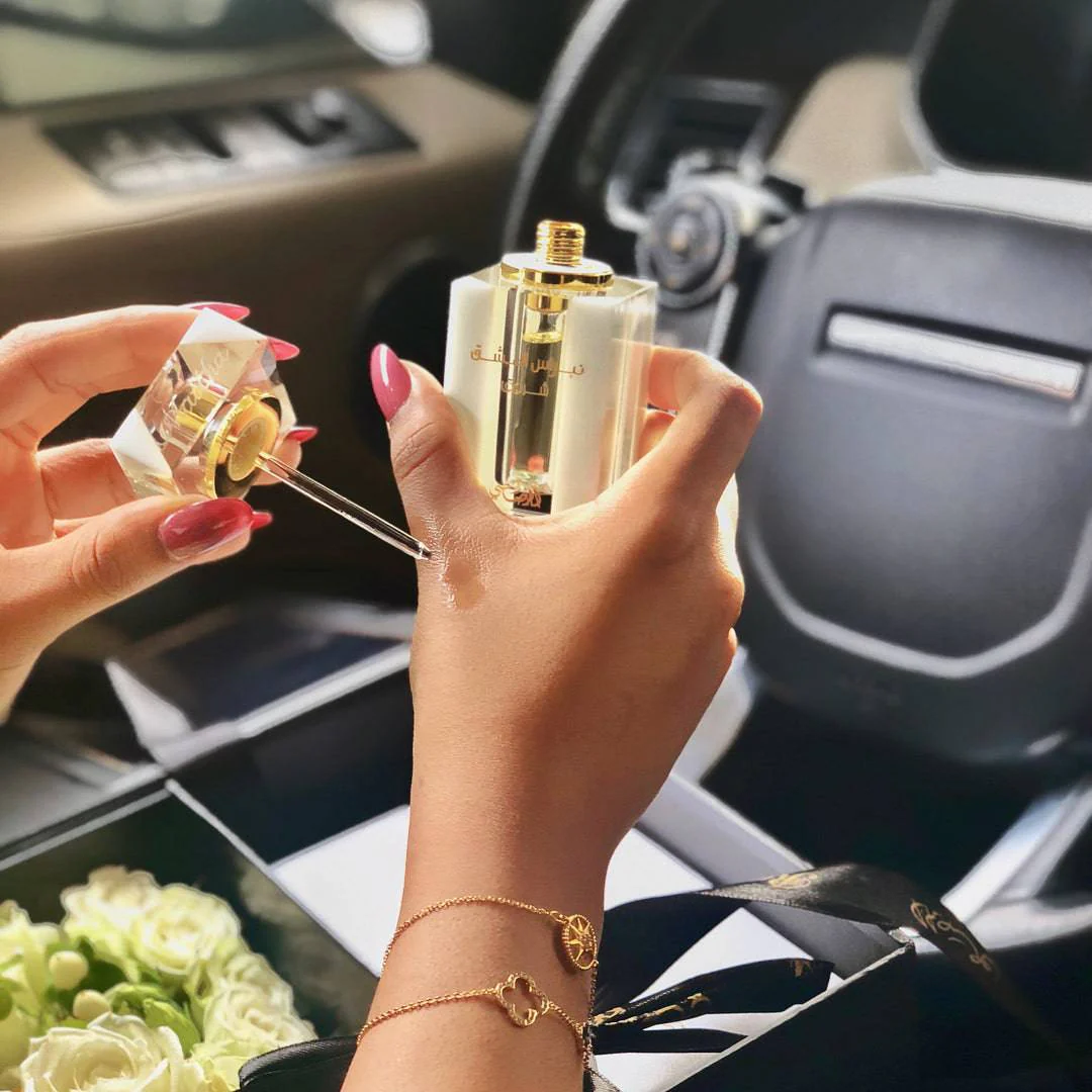 Nebras Al Ishq Shorouk Perfume Oil - Best perfume Oils For a Signature Scent - Image 5